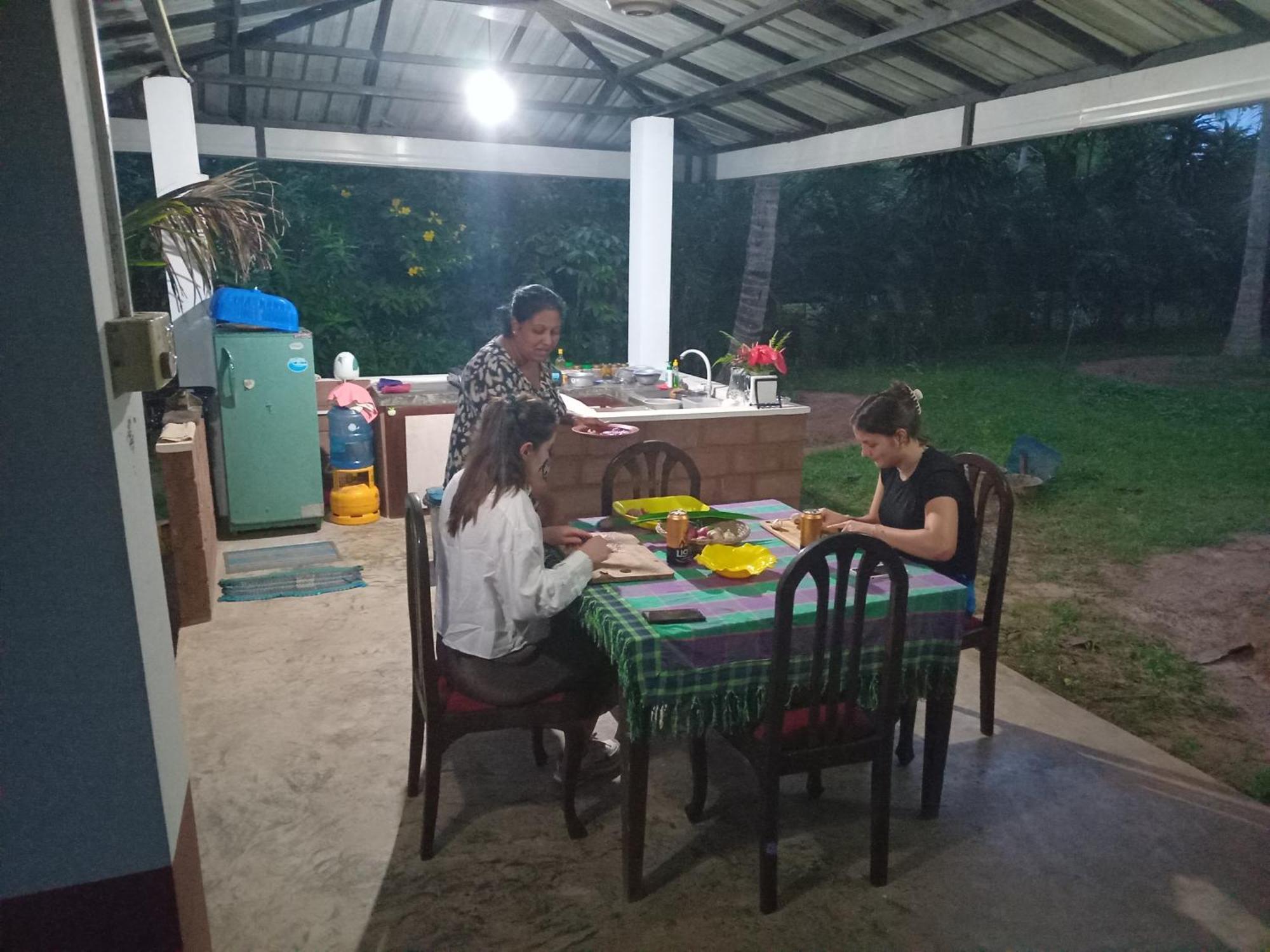 Elegant Hamlets Home Stay Chilaw Extérieur photo