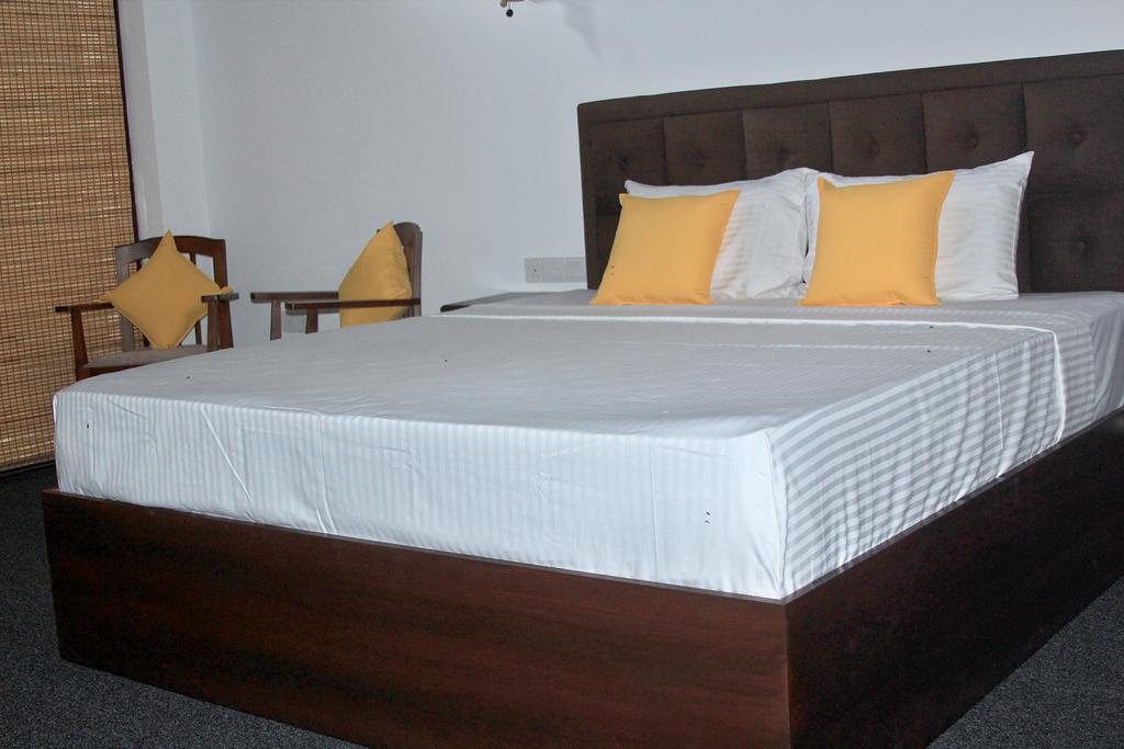 Elegant Hamlets Home Stay Chilaw Extérieur photo